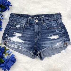 |•AMERICAN EAGLE•| Tomgirl Shortie Shorts Size 2/26